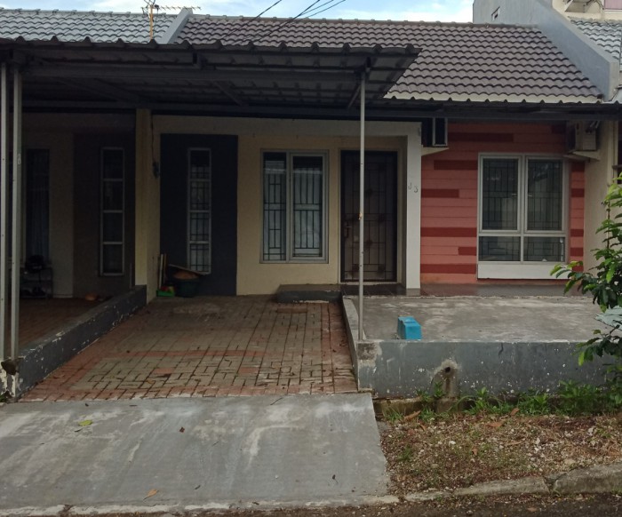 Rumah Disewakan di Cluster Roseville Deltamas